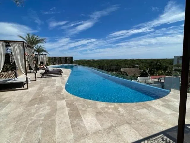Penthouse Con Alberca Privada Y Rooftop Tulum 0*,  México